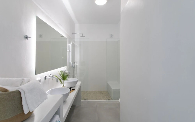 Seanfinity Beachfront Suites