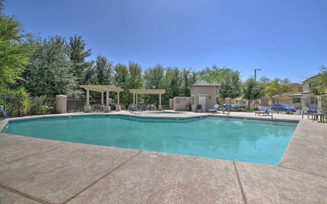 Goodyear Escape w/ Grill: Community Pool Access!