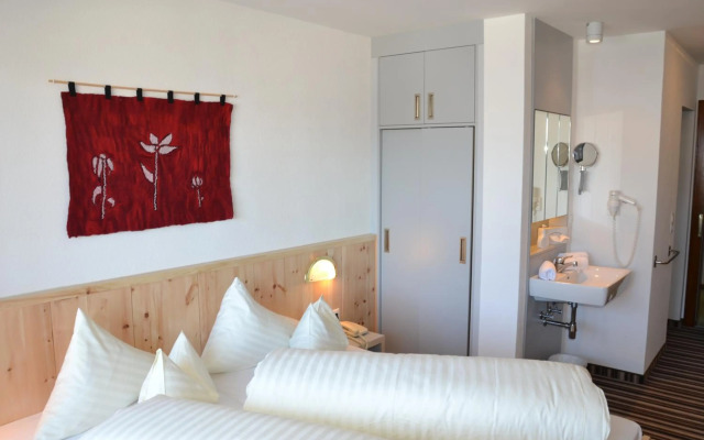 Hotel Alpina Resort
