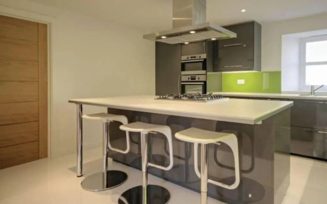 Immaculate 4-bed House in Paignton Near Beach