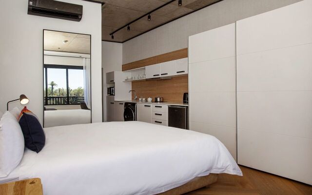 Bridgewater Apartments by Century City Hotels