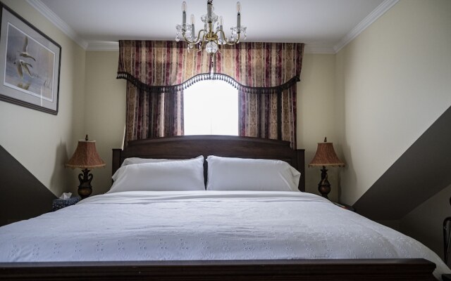 Belle View Manor Inn