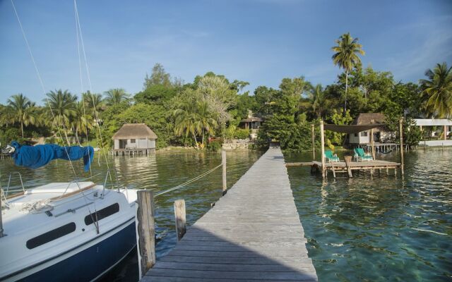 Exclusive Palafito at Bacalar Lagoon Front