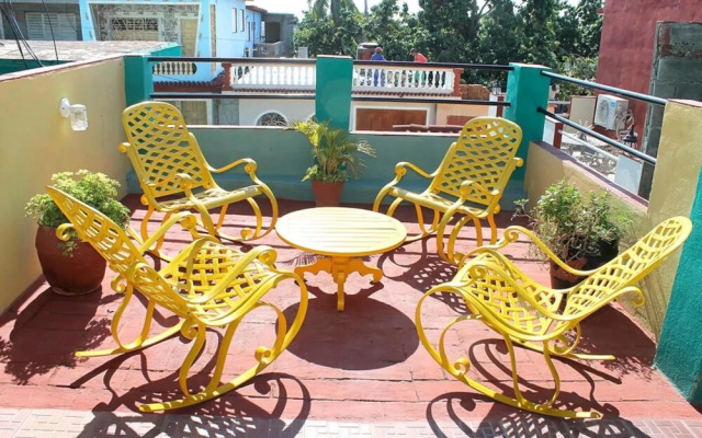 Hostal Mayuly & Alex