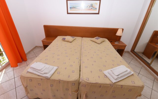 Apartamentos Altura Mar