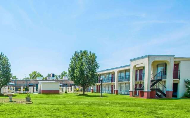 Econo Lodge Andalusia