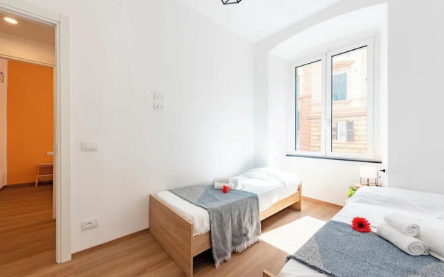 Central Apartment In Genova