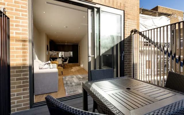 London Bridge Suites