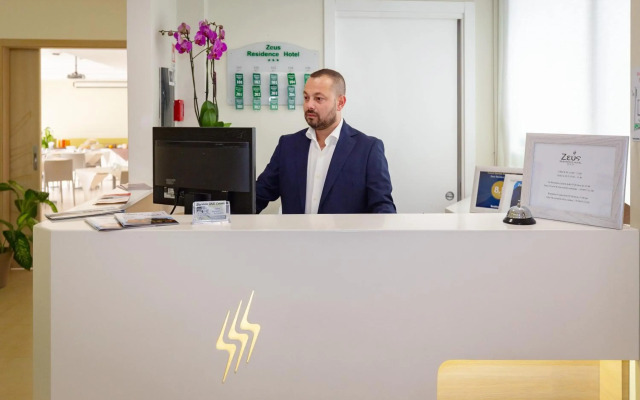 Zeus Residence Hotel
