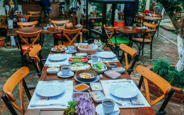 Hadrianus Boutique Hotel