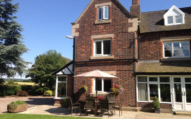 Whitethorn Bed and Breakfast