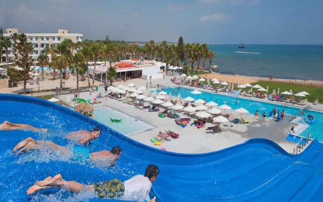 Louis Phaethon Beach Club