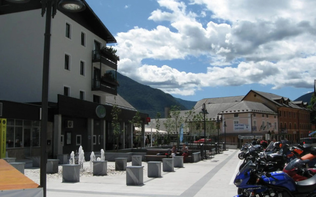 Alp Hotel