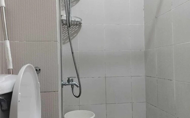 Spacious 1-bedroom Condo in Quezon City With Private Pool