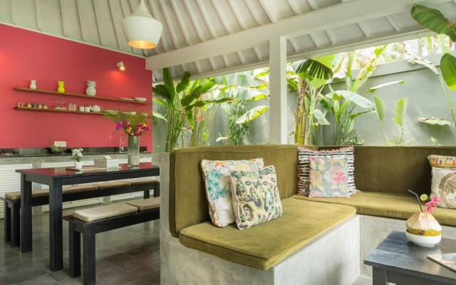 Gili Khumba Villas