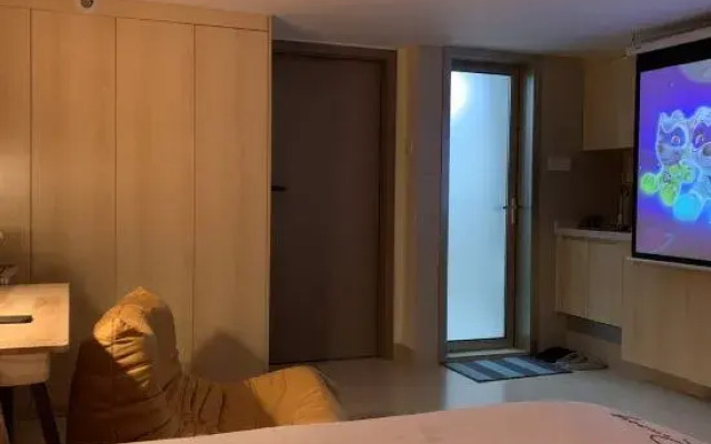 Mingshe Meiyu International Apartment (Blue Whale World Branch)