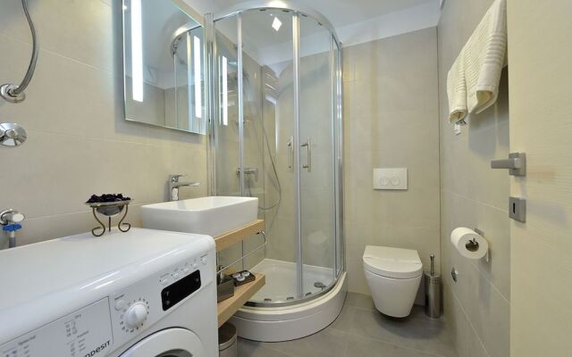 Apartment Karla Jedan