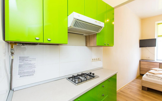 Кониського 7