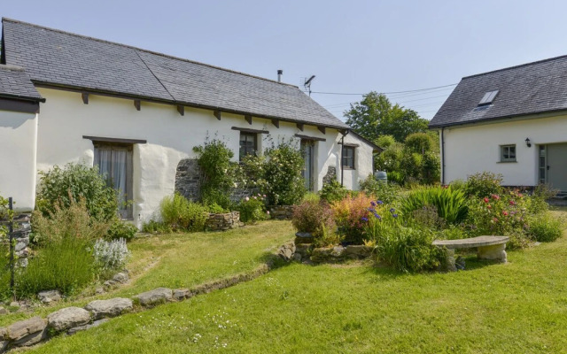 Two Shoes Cottage