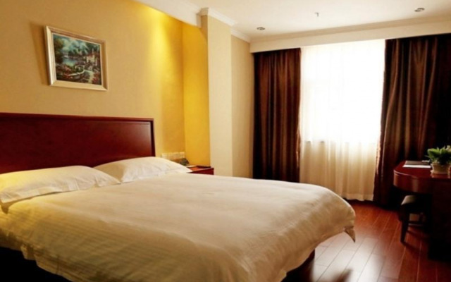 GreenTree Inn Beijing South Railway Station Tiantan Puhuangyu