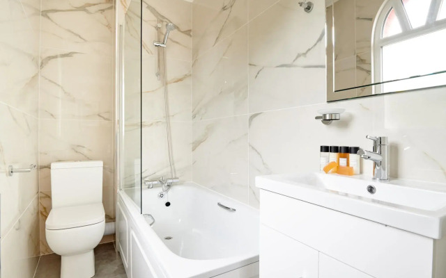 Corner House Hotel