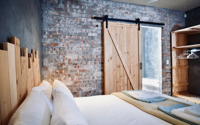 Haven Point Accomodation