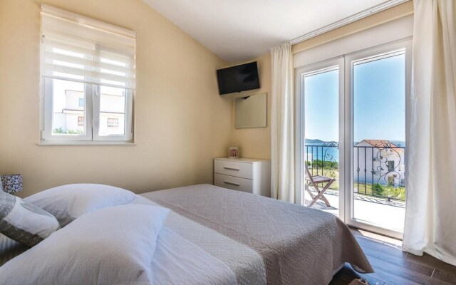 Awesome Home in Pakostane With 3 Bedrooms, Wifi and Outdoor Swimming Pool