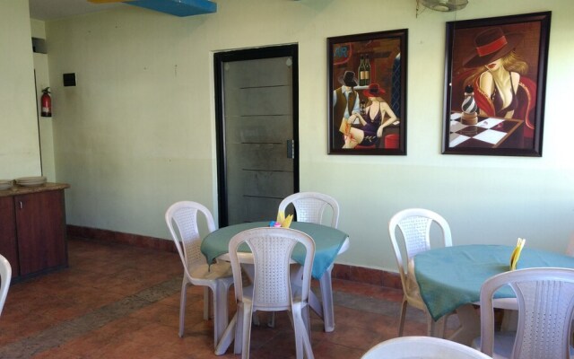 Bhammar's Inn - A Pure Vegetarian Hotel