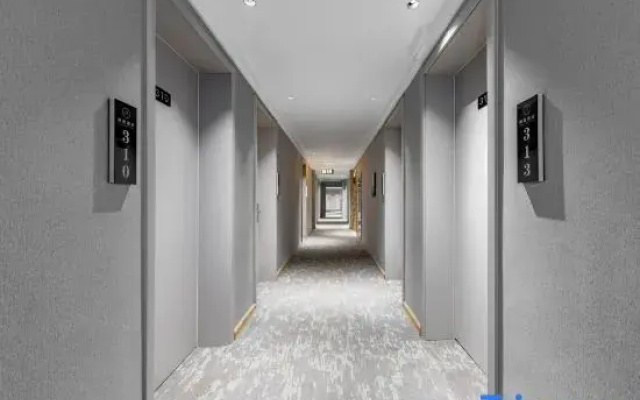Baotou Langting Express Hotel (Baobai Wangfujing Branch)