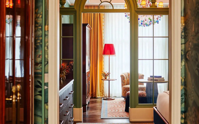 The Fifth Avenue Hotel