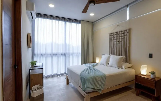Luxury Penthouse w Private Pool Stunning Views