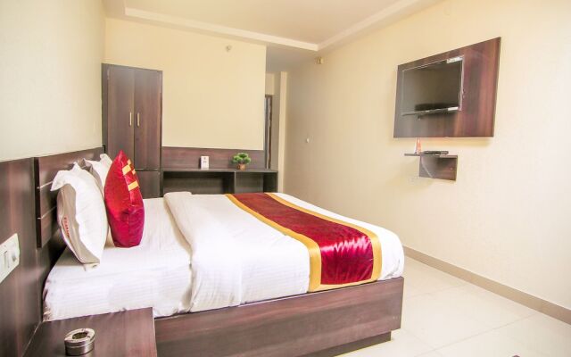 OYO 9941 Hotel P S Grand