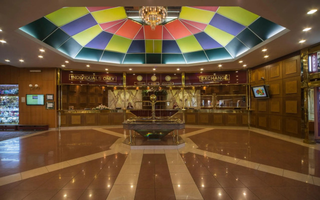 TOP HOTEL Praha & Conference Centre