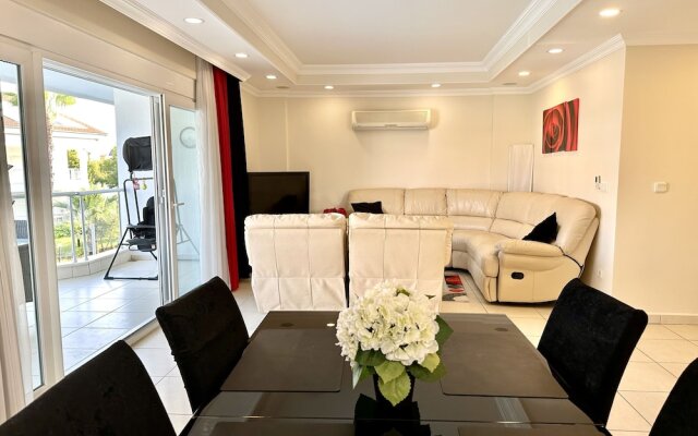 Wonderful 3 bed Duplex in Sought After Prime Community