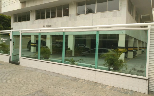 Suíte com Cozinha independente em Apartamento