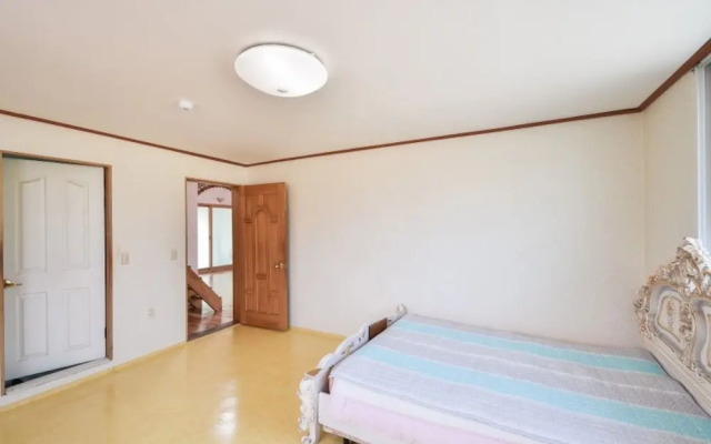 Pocheon Sandeulbaram Pension