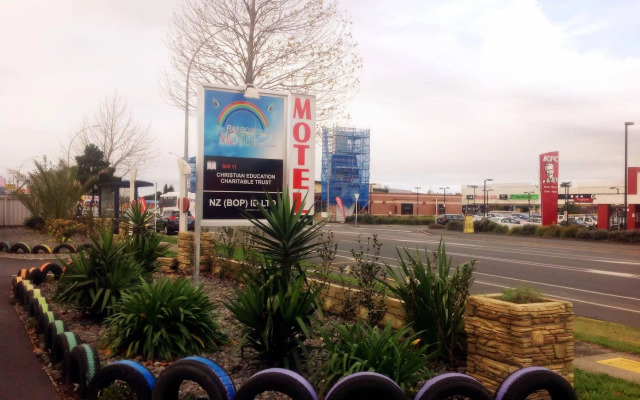 Rainbow Motel