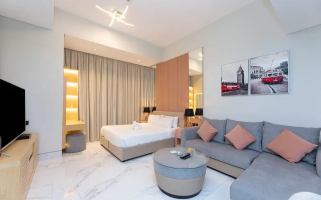Stylish Studio in Iconic J ONE