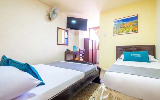 Hotel Almirante
