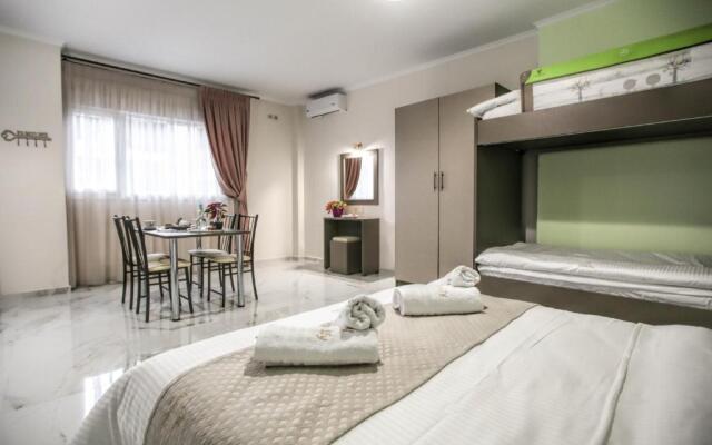 Del Sol #1 Meteora Luxurious Family Suites