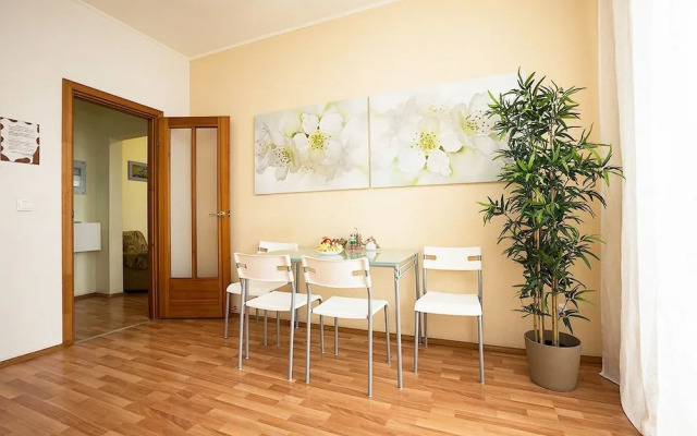 Apartment Etazhydaily Malysheva 4B