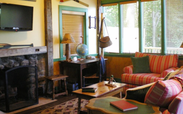 The Common Man Inn & Spa
