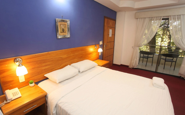 Los Lagos Resort Hotel