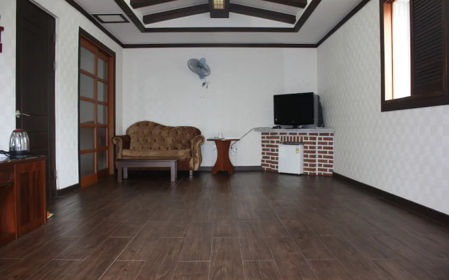 Bali Motel