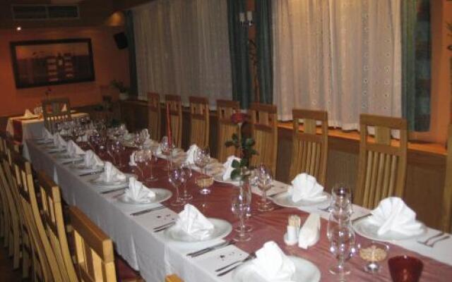 Hotel - Restaurant Gonduzo