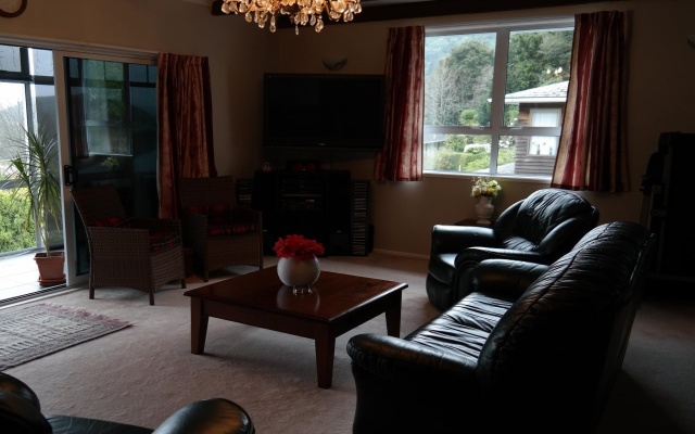 Sounds Vista Bed and Breakfast – Guest Rooms – Picton