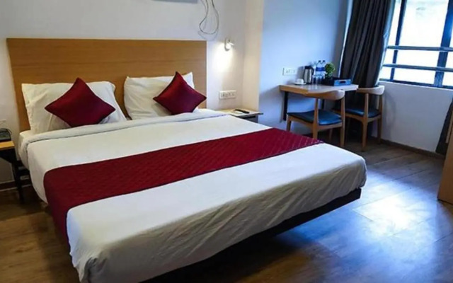 Fabexpress Highway Residency