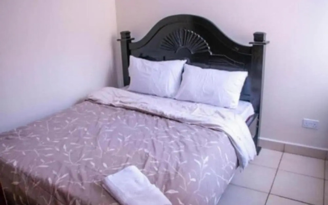 Honey Dew Greatwall Apartments