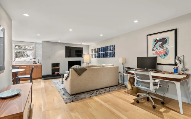 Aspen Alps Apartment #711 Condo by RedAwning
