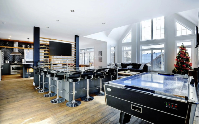 Chalet 29 Chemin Blanc by Les Chalets Alpins